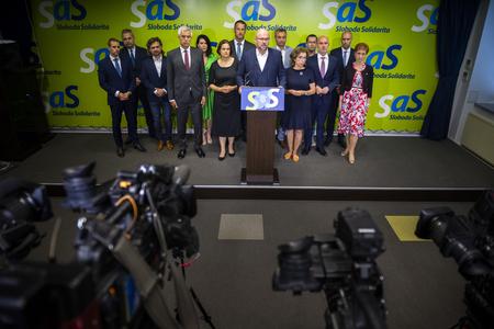 SaS pulls out of coalition deal, calling on the PM to sack Matovič