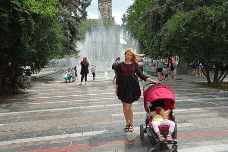 Дарина Ткачук – киянка. Зараз вона живе в Кошицях з донькою Маргаритою