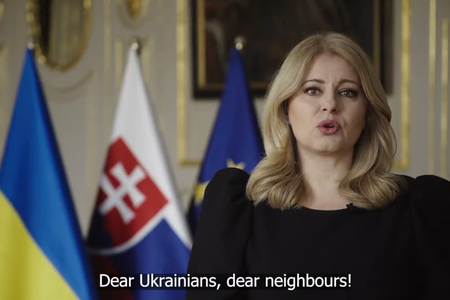 Slovak President Zuzana Čaputová addresses Ukrainians in their language, a screenshot from the video.