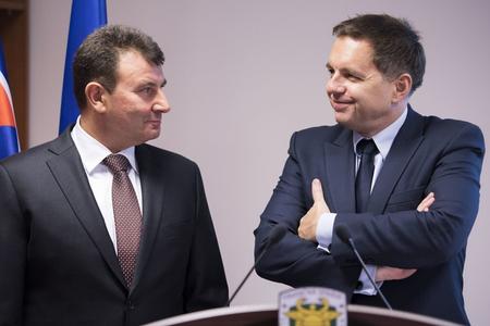 František Imrecze (l) and Peter Kažimír (r)