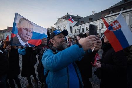 "Peace protest" organised by pro-Russian agitators in Bratislava on March 3. 