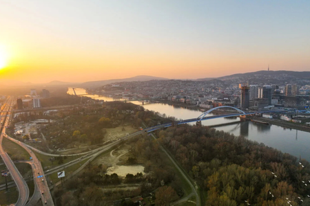 Lands bought by the Penta Real Estate group.