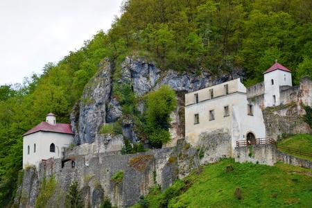 In the nest of silence: Lednica Castle and Skalka