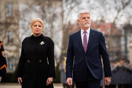 Slovak President Zuzana Čaputová (left) and Czech President Petr Pavel on his first foreign trip.