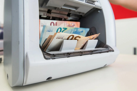 Unions are calling on the banking association in Slovakia to hike wages in 2024.