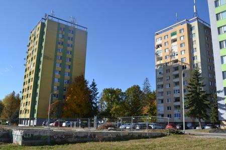 New block of flats built where former block exploded, only some inhabitants want to return