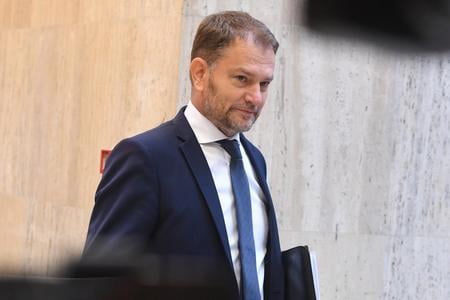 Finance Minister Igor Matovič arrives at a government meeting in Bratislava on September 2, 2022.