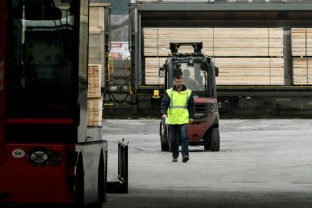 Number of long-term unemployed increased by 50 percent in a year