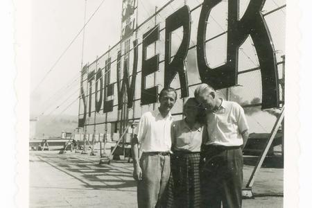 A photo of father of Monika Sweighofer with his colleagues on the roof of the chocolate company Stollwerck (later Figaro).
