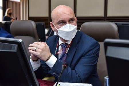 Government passes law on higher education