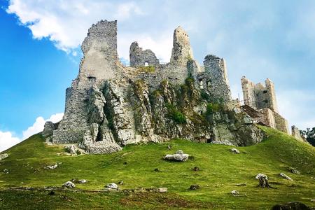 Hrušov Castle