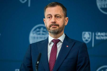 Eduard Heger announces he is stepping down from the post of acting prime minister. 
