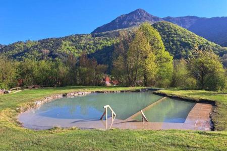 Despite its peculiar name, the lake is highly rated by locals for its healing mineral water.