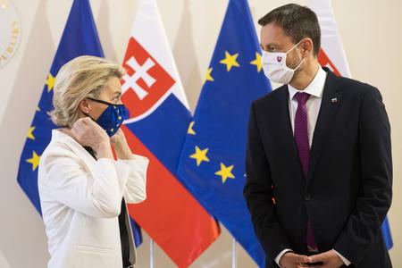 EC President Ursula von der Leyen and Slovak PM Eduard Heger at the Government’s Office.