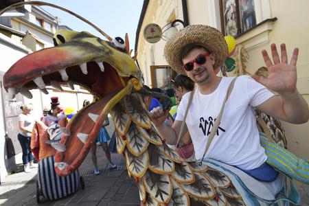 Catch The Puppet Theatre days in Košice! From June 2 to June 5, visitors will be able to enjoy shows from puppeteers. The festival VIRVAR hosts theatres from both in and outside Slovakia.