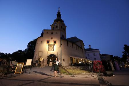New landmark in Banská Bystrica weighs 600 kg. It did not fall off the wall