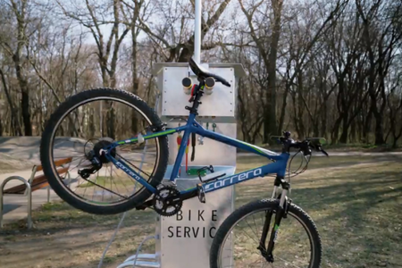 A bike service stand, the first of its kind, installed in Petržalka