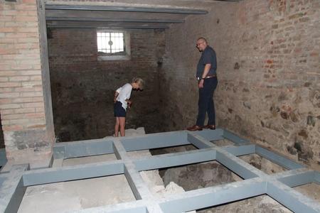 The original entrance gate to the castle grounds was discovered in the basement of the County House in 1990-1991, when the Nitra Gallery was preparing reconstruction of the boiler room.