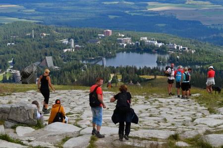 Tourists above Štrbské Pleso.