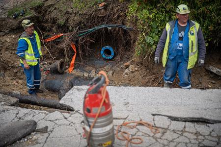 In 2021, the number of people in Slovakia connected to the public sewage system reached 3.85 million, with only 1,155 of all 2,890 municipalities connected.