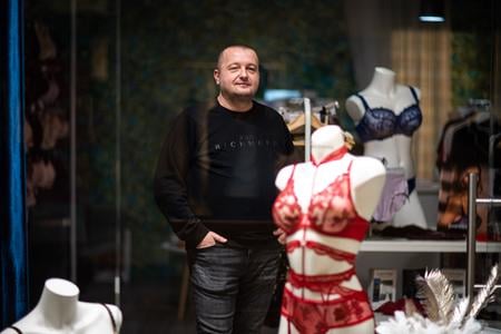 Missing education behind most women in Slovakia wearing the wrong bra size, an expert says