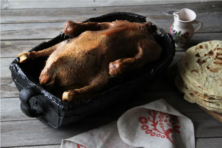 Roast goose with lokše