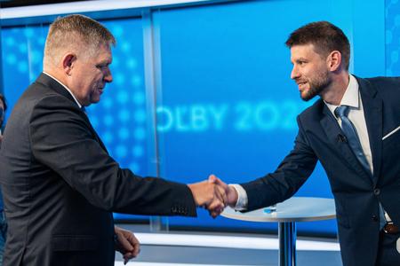 Smer leader Robert Fico and Progressive Slovakia leader Michal Šimečka