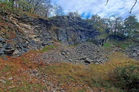 The abandoned quarry above Hajnáčka in the Rimavská Sobota district has revealed another secret.