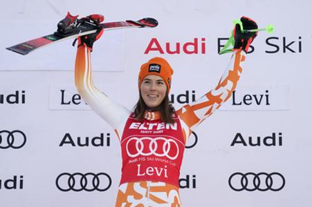 Petra Vlhová celebrates her triumph in Levi, Finland, on Saturday, November 11, 2023, on the podium.