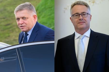 PM Robert Fico (l) and British Ambassador to Slovakia Nigel Baker.