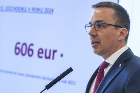 Labour Minister Erik Tomáš.