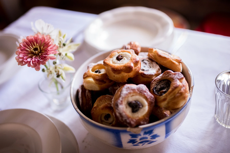 Závodské osúšky at festive table setting in 2021.