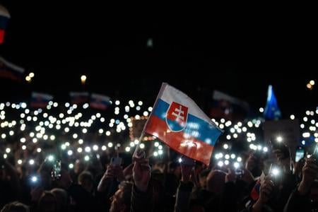 People believe democracy is most threatened by corruption and weak politicians.