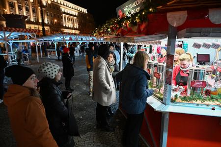 Vianočné trhy v Starom meste.