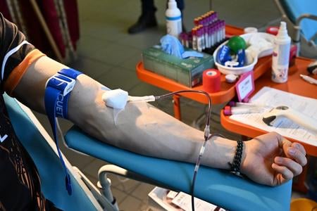 Na snímke Mikulášska kvapka krvi v Univerzitnej nemocnici L. Pasteura v Košiciach 6. decembra 2024. FOTO TASR – František Iván