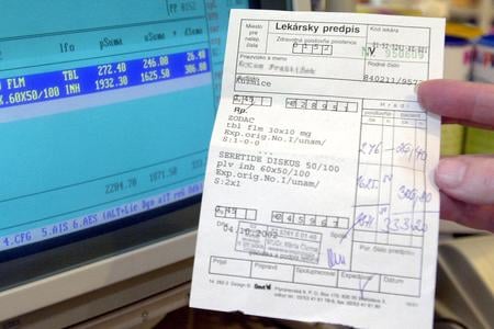 Паперовий рецепт на ліки