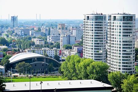 In the third quarter of 2024, a total of 3,392 flats in new developments across 93 projects were available for sale in Bratislava.