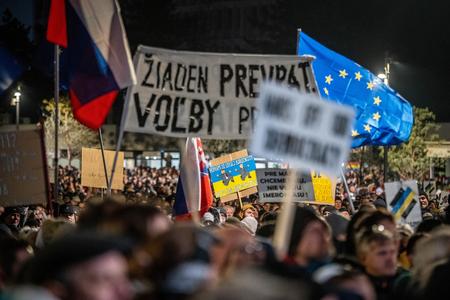 Антиурядовий протест у Братиславі