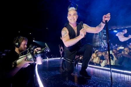 Robbie Williams.