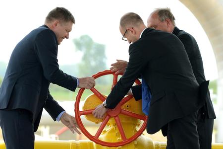 From left: Slovak Prime Minister Robert Fico, Ukrainian Prime Minister Arseniy Yatsenyuk, and European Commission representative Klaus-Dieter Borchardt officially inaugurated the reverse gas flow on the Vojany–Uzhhorod route in Veľké Kapušany, Michalovce district, on September 2, 2014.