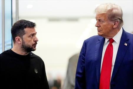 Ukrajinský prezident Volodymyr Zelenskyj a jeho americký náprotivok Donald Trump.