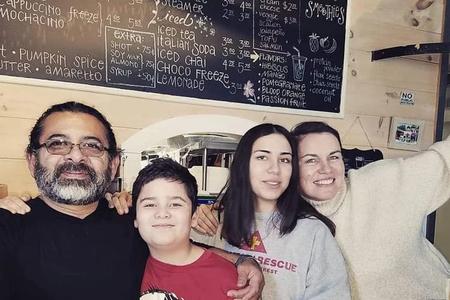 Lýdia Martinez Majdišová and her family
