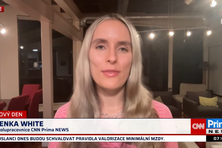Lenka White, the corresponder of Czech news channel CNN Prima News.