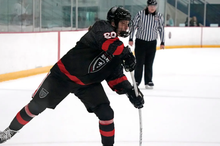 Slovak ice-hockey player Nela Lopušanová helped her team Bishop Kearney Selects win a decisive 9-0 victory over the Worcester White Hawks/North American Hockey Academy.