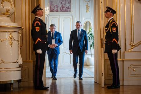 PM Robert Fico (left) and President Peter Pellegrini.