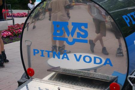 A mobile water tanker