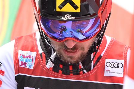 Marcel Hirscher sústredený pred pretekmi.