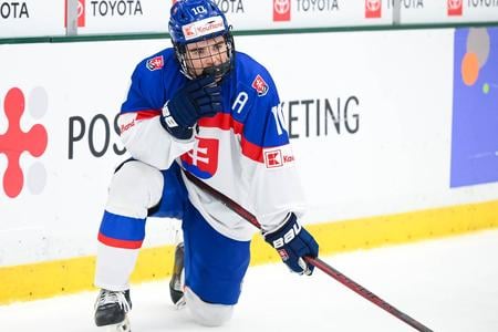 Neskutočne to bolí, lebo sme boli blízko, vraví tréner. Hokejisti do 18 rokov mali bronz na dosah
