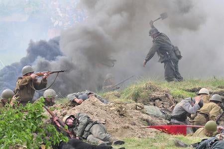 The re-enactment of the Battle of the Dargov Pass was organised on 9 May 2009 by enthusiasts from the Cassovia Corp civic association and Retro Air from Košice, in the municipality of Dargov.