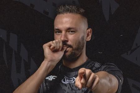 Obranca Piastu Glivice Tomáš Huk sa strelecky presadil až vo svojom 28. dueli Ekstraklasy 2024/25 a podarilo sa mu to hneď dvakrát.